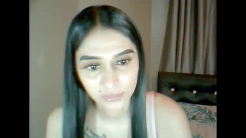 sexydiva02 online show from October 28, 2025, 6:32 pm