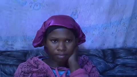 Snapshot of sexydoll002 chatting on October 17, 2025, 6:49 am sexydoll002 online show from October 17, 2025, 6:49 am