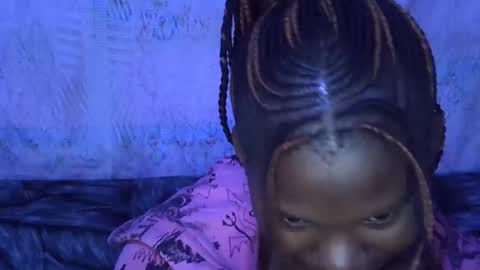 sexydoll002 online show from October 25, 2025, 7:19 pm