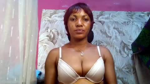 Snapshot of sexydoll32 chatting on June 21, 2026, 10:56 pm sexydoll32 online show from June 21, 2026, 10:56 pm