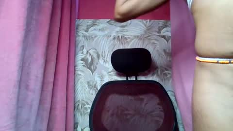 Snapshot of sexydoll32 chatting on July 14, 2026, 2:05 am sexydoll32 online show from July 14, 2026, 2:05 am