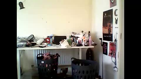 Wouldntyouliketoknow online show from September 11, 2025, 9:42 am