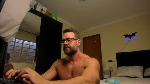 chris online show from October 2, 2025, 4:25 pm