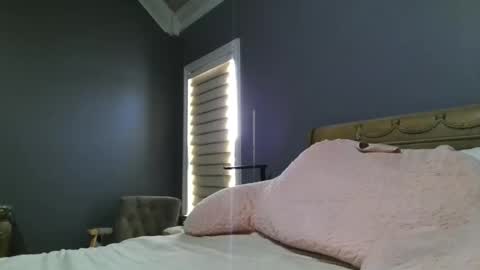 LisaisLuscious online show from March 13, 2026, 2:23 pm