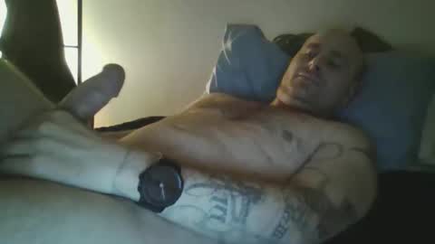 Snapshot of sexyfredy7722 chatting on October 22, 2025, 2:56 am sexyfredy7722 online show from October 22, 2025, 2:56 am