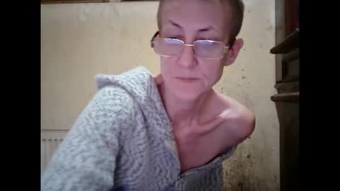 sexygeny4652 online show from November 18, 2025, 5:39 pm