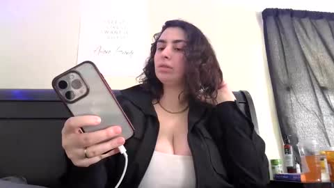 Snapshot of sexygoddesslizaaa chatting on February 3, 2025, 5:56 pm ETERNAL GODDESS WOMAN online show from February 3, 2025, 5:56 pm