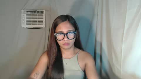 Snapshot of sexyguinevere chatting on January 17, 2026, 12:26 am Guine3 online show from January 17, 2026, 12:26 am