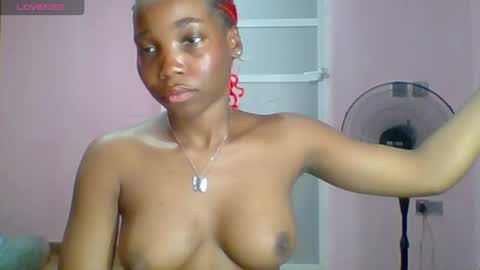 Snapshot of sexyhotbody_haileyxx chatting on October 20, 2025, 10:32 pm Hailey online show from October 20, 2025, 10:32 pm