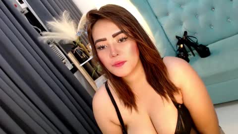 Snapshot of sexyjeanniecuntcums chatting on January 31, 2025, 11:03 pm JENNY online show from January 31, 2025, 11:03 pm