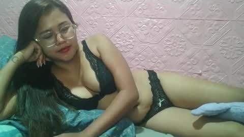 sexyjessa20 online show from April 6, 2026, 10:11 pm