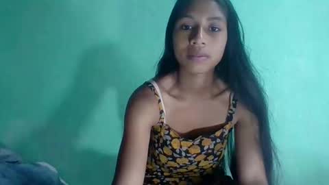 sexyjolie586 online show from May 23, 2026, 1:48 pm