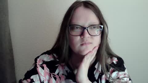 Kate online show from January 3, 2025, 3:27 am