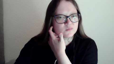 Kate online show from January 7, 2025, 4:08 am