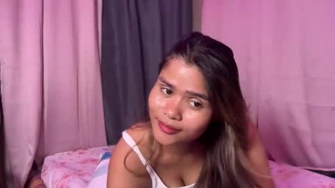 Snapshot of sexylady_pinayx chatting on April 5, 2026, 11:35 pm Call me Bea online show from April 5, 2026, 11:35 pm