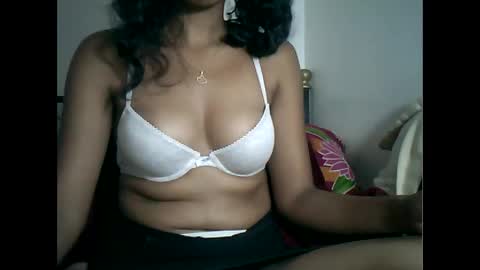 Snapshot of sexylarra12 chatting on January 12, 2025, 6:06 am sexylarra12 online show from January 12, 2025, 6:06 am