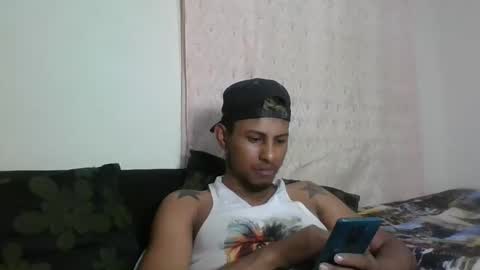 Snapshot of sexyleon69 chatting on January 31, 2025, 7:08 pm Sexy leon online show from January 31, 2025, 7:08 pm