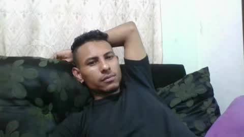 Snapshot of sexyleon69 chatting on May 20, 2026, 2:29 am Sexy leon online show from May 20, 2026, 2:29 am