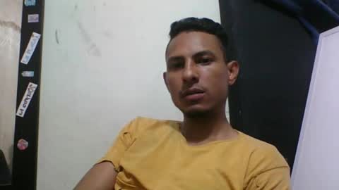 Snapshot of sexyleon69 chatting on May 27, 2026, 10:01 am Sexy leon online show from May 27, 2026, 10:01 am