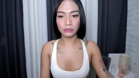 Snapshot of sexylovesappira chatting on October 25, 2025, 8:00 am maxine online show from October 25, 2025, 8:00 am