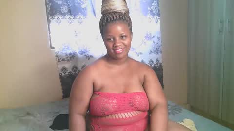 Snapshot of sexylucy33 chatting on February 21, 2026, 1:45 pm sexylucy33 online show from February 21, 2026, 1:45 pm