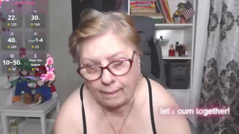 Snapshot of sexylynette4u chatting on January 19, 2026, 10:08 am sexylynette4u online show from January 19, 2026, 10:08 am