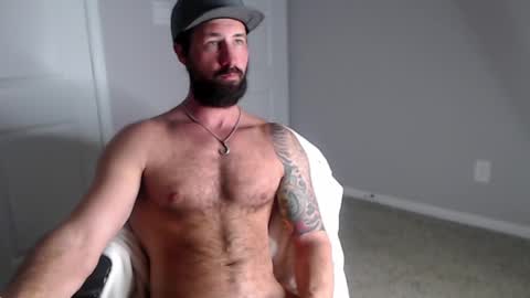 Snapshot of sexymanmk26 chatting on February 13, 2025, 3:24 pm lets go private im ready to play pvt cum online show from February 13, 2025, 3:24 pm