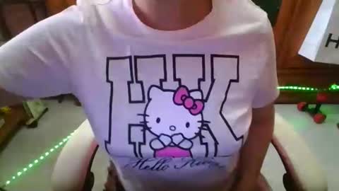 sexymisss24 online show from June 3, 2026, 9:23 am