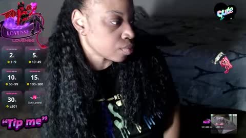 SexyMona online show from December 16, 2025, 5:12 am