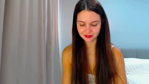 SexyMyMeow online show from November 19, 2025, 5:18 am