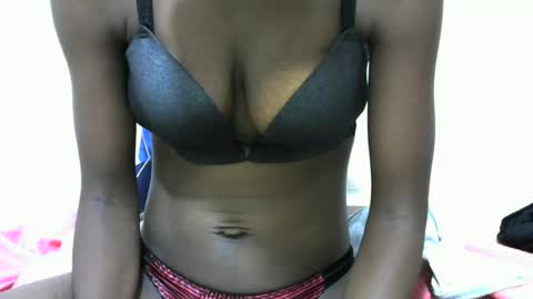Snapshot of sexynana2001 chatting on July 1, 2026, 3:30 am sexynana2001 online show from July 1, 2026, 3:30 am