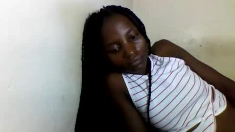 Snapshot of sexyneedle22 chatting on February 14, 2025, 5:30 am VIVIAN online show from February 14, 2025, 5:30 am