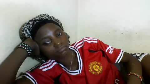 Snapshot of sexyneedle22 chatting on February 21, 2025, 8:51 am VIVIAN online show from February 21, 2025, 8:51 am