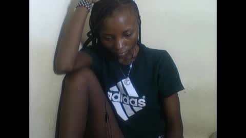 Snapshot of sexyneedle22 chatting on March 12, 2025, 6:07 am VIVIAN online show from March 12, 2025, 6:07 am