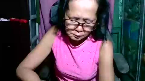 Snapshot of sexyoldangel chatting on December 4, 2024, 7:50 am sexyoldangel online show from December 4, 2024, 7:50 am