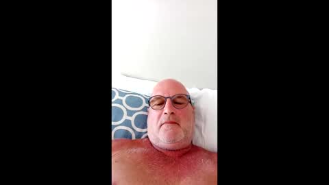 sexypaa online show from April 22, 2026, 10:50 am