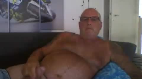 sexypaa online show from August 9, 2026, 1:27 pm