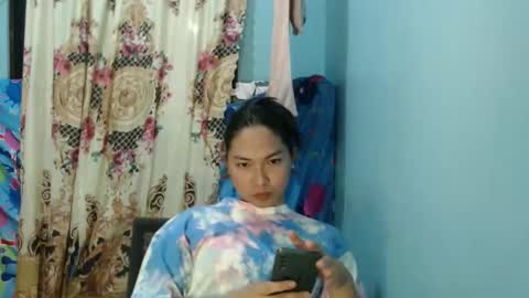 sexypetiteraine online show from January 6, 2026, 1:26 pm