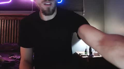 Possum online show from December 1, 2025, 6:07 am