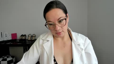 Snapshot of sexypsychologist chatting on September 23, 2025, 5:38 pm Sexy Psychologist online show from September 23, 2025, 5:38 pm