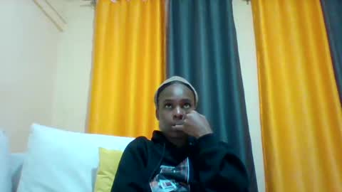 Snapshot of sexyqueen3457132 chatting on January 17, 2025, 8:00 pm DOVY ACHIENG online show from January 17, 2025, 8:00 pm
