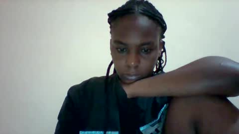 Snapshot of sexyqueen3457132 chatting on January 20, 2025, 2:43 am DOVY ACHIENG online show from January 20, 2025, 2:43 am
