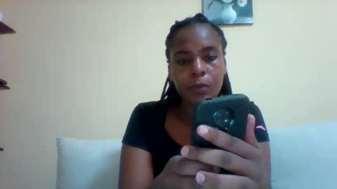 Snapshot of sexyqueen3457132 chatting on February 6, 2025, 12:05 pm DOVY ACHIENG online show from February 6, 2025, 12:05 pm