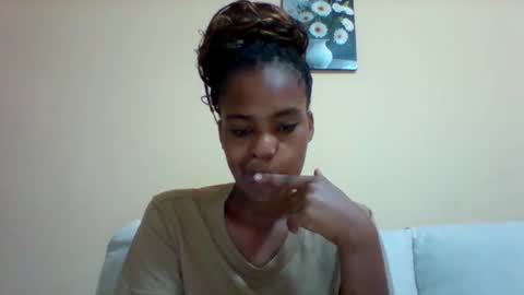 Snapshot of sexyqueen3457132 chatting on March 5, 2025, 1:28 pm DOVY ACHIENG online show from March 5, 2025, 1:28 pm