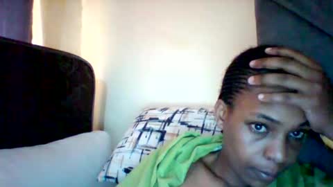 Snapshot of sexyqueen3457132 chatting on September 27, 2025, 4:28 am DOVY ACHIENG online show from September 27, 2025, 4:28 am