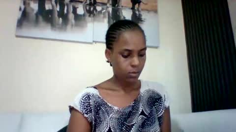 Snapshot of sexyqueen3457132 chatting on October 19, 2025, 4:40 pm DOVY ACHIENG online show from October 19, 2025, 4:40 pm