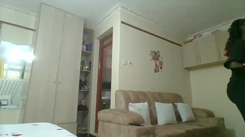 sexyreddebony online show from January 6, 2025, 2:58 pm