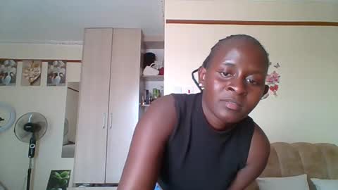 sexyreddebony online show from February 23, 2025, 11:00 am