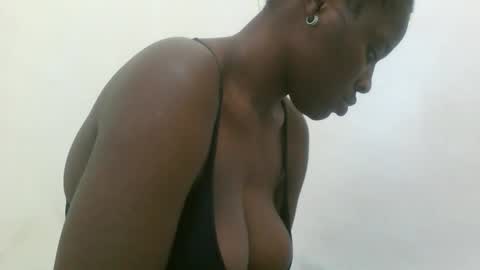 sexyrhany20 online show from April 3, 2026, 8:34 am