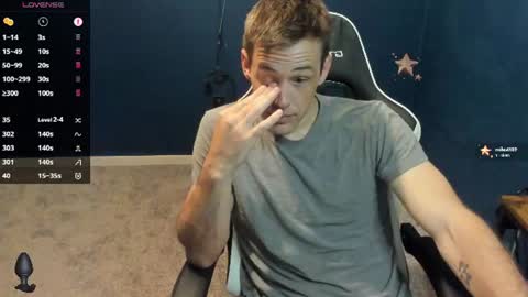 Snapshot of sexyscott26 chatting on July 15, 2026, 3:23 am Scott online show from July 15, 2026, 3:23 am